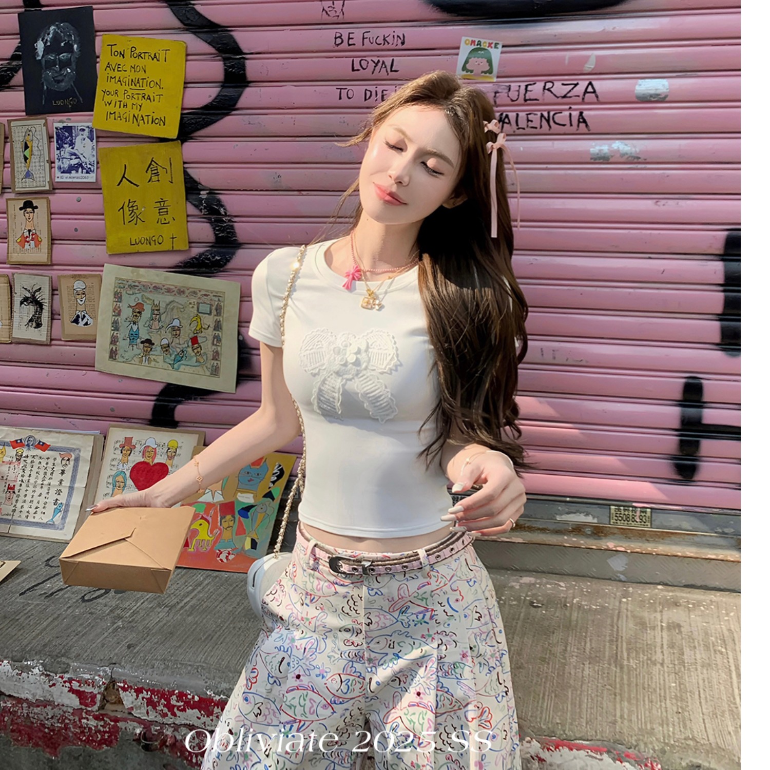 Heavy Industry Embroidery Bow White Front Shoulder Short Sleeve T-shirt Women's 2025 Spring Slim Short Casual Hot Girl Top