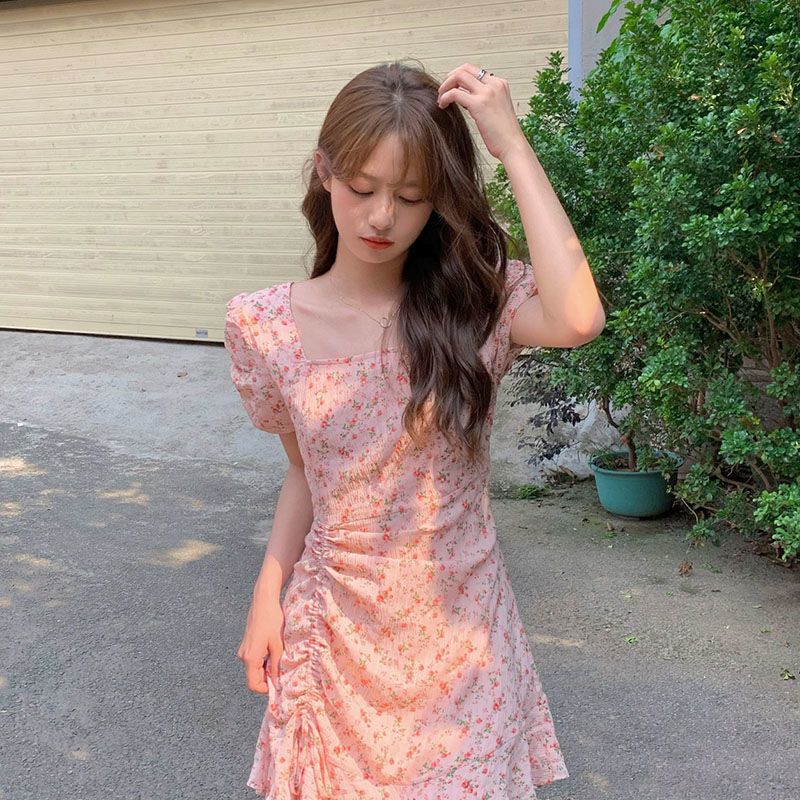 Super spicy square collar floral dress with new style, slightly fat temperament, sweet drawstring, slim and versatile short skirt for small children