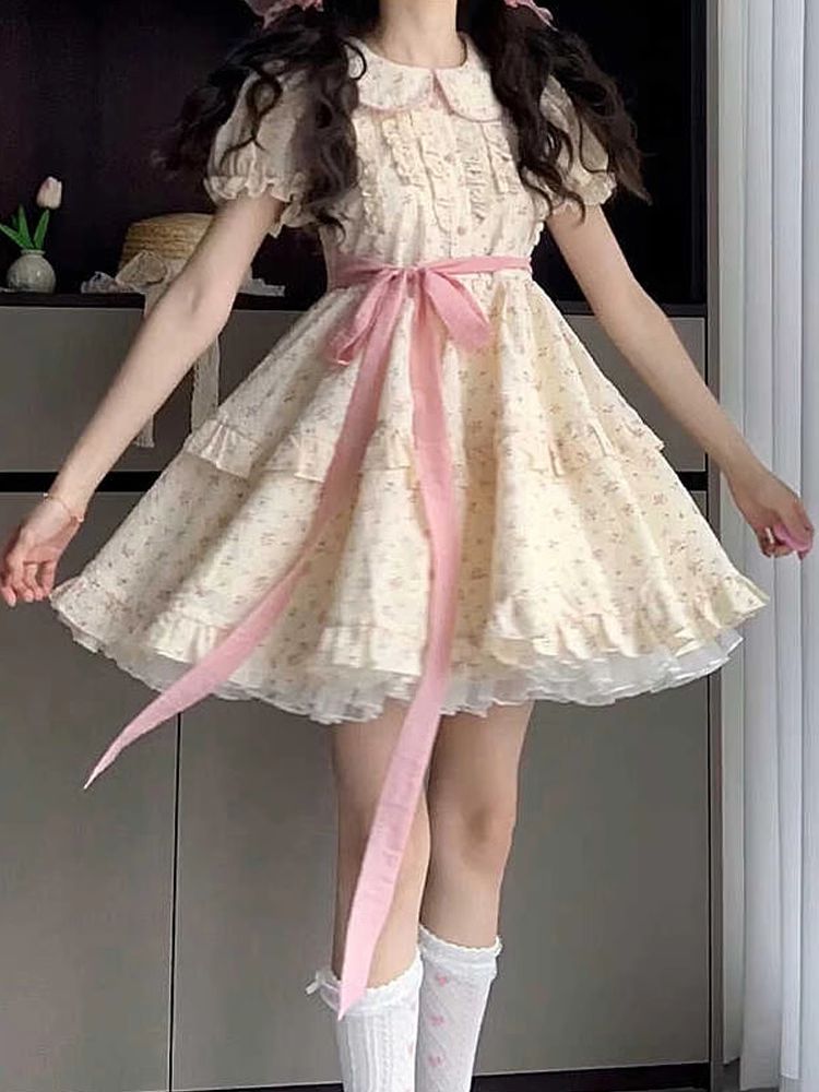 Sweet floral doll collar dress for women in summer puff sleeves small princess cake skirt waist-hugging fluffy skirt