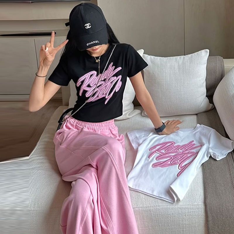 Sports and casual suit for women in summer 2025 new age-reducing fashion salt-type street-fried wide-leg pants two-piece set