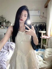 High-end French sweet temperament suspender dress, slim women's summer design versatile niche ear short