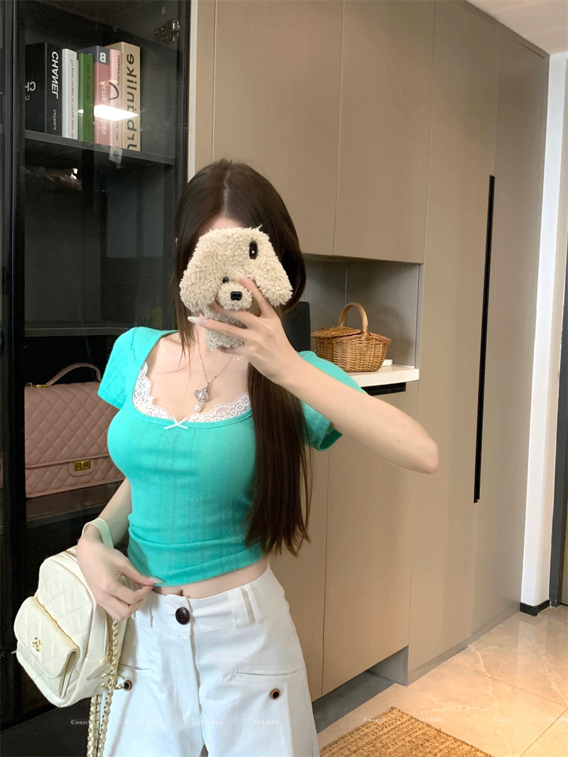Real shot of fake two-piece spliced ​​lace T-shirt for women with unique design sense of beautiful waist top