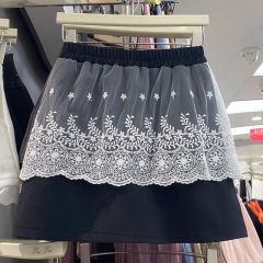 百搭設計感蕾絲拼接半身裙2025春季新款法式高腰百搭A字裙短裙女
