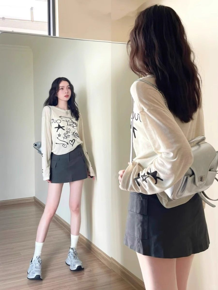 美式復古塗鴉印花長袖t恤女夏季新款設計感小眾顯瘦百搭防曬上衣