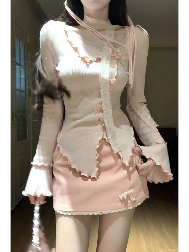 Small sweet suit for autumn slim fit and slim and fashionable age-reducing irregular top + skirt two-piece set for women