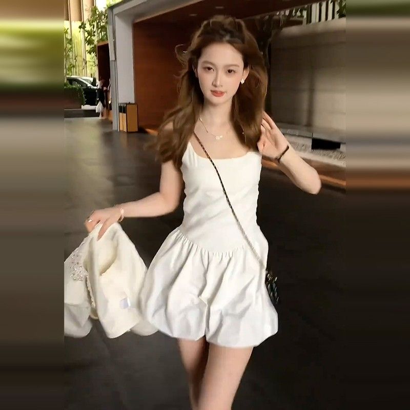 辣妹芭蕾風收腰蓬蓬吊帶連衣裙女夏法式花苞裙生日小禮裙氣質裙子