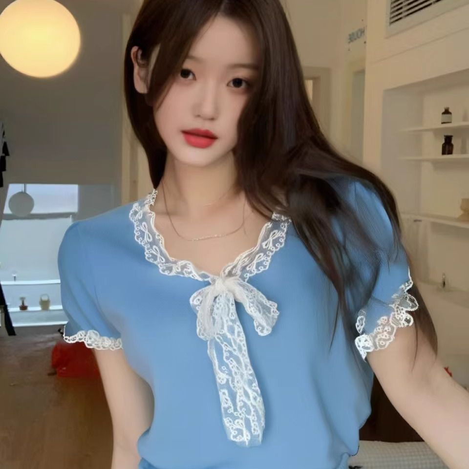 Temperament lace splicing straps V-neck knitted T-shirt for women 2025 summer new fashionable slim and versatile solid color top