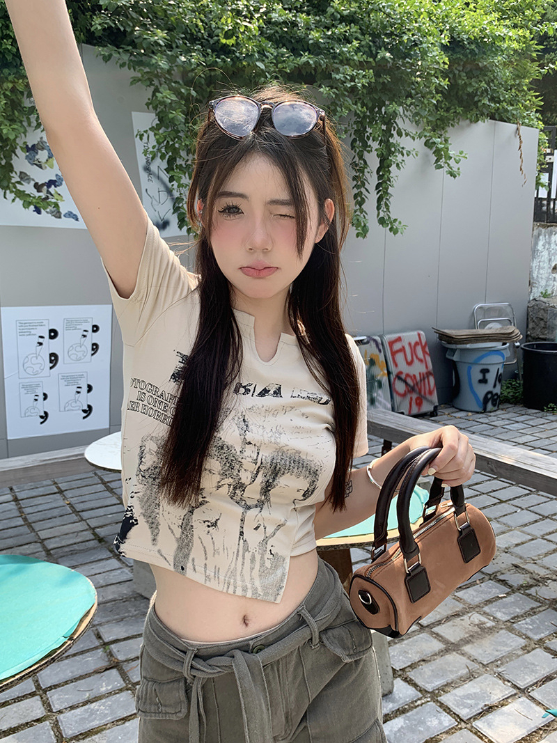 Foreign trade original new American retro short-sleeved T-shirt for women in summer irregular design pure hot girl short style