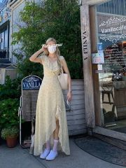 French V-neck floral dress for women in summer new first love waist slimming high-end long slit long skirt niche