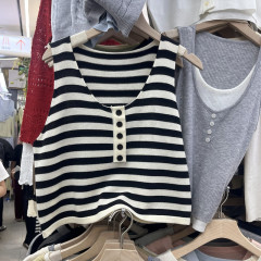 小吊帶背心女2025夏季新款泰式V領外穿獨特短款無袖條紋上衣