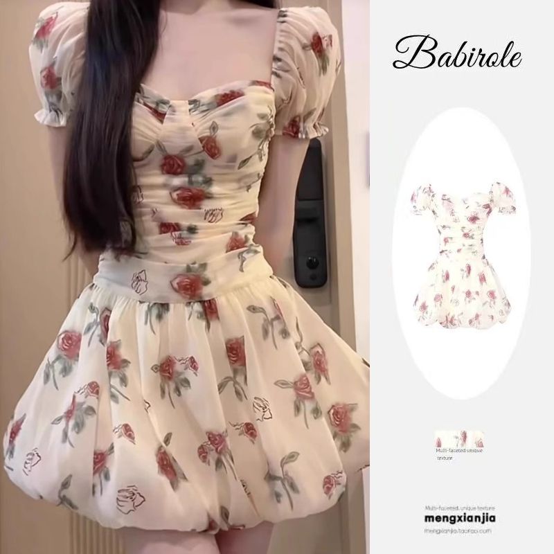 Floral suspender dress for women in summer dopamine oil painting French puff sleeve princess short skirt flower bud skirt aunty