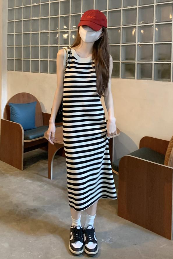 2025春新款條紋氣質顯瘦小個子女裝法式小眾針織背心連衣裙