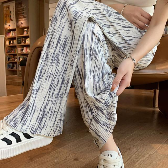 Korean foreign trade large-size women's rolled and dyed striped casual pants for autumn thin pleated loose wide-leg pants for women high waist