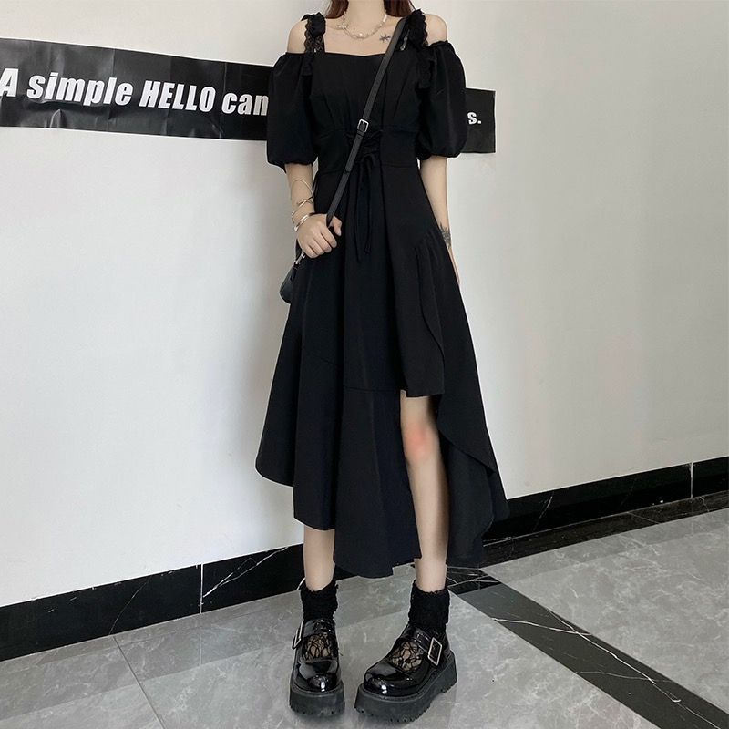 Black Hepburn style long skirt for women in 2025 summer new style covers the belly irregularly over the knee to make them look slim and suspender dress