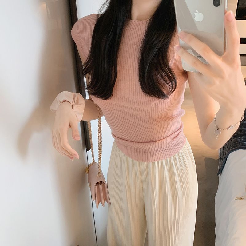 Back hollow straps are carefully designed with short-sleeved sweater T-shirt tops in summer new style versatile slimming trendy