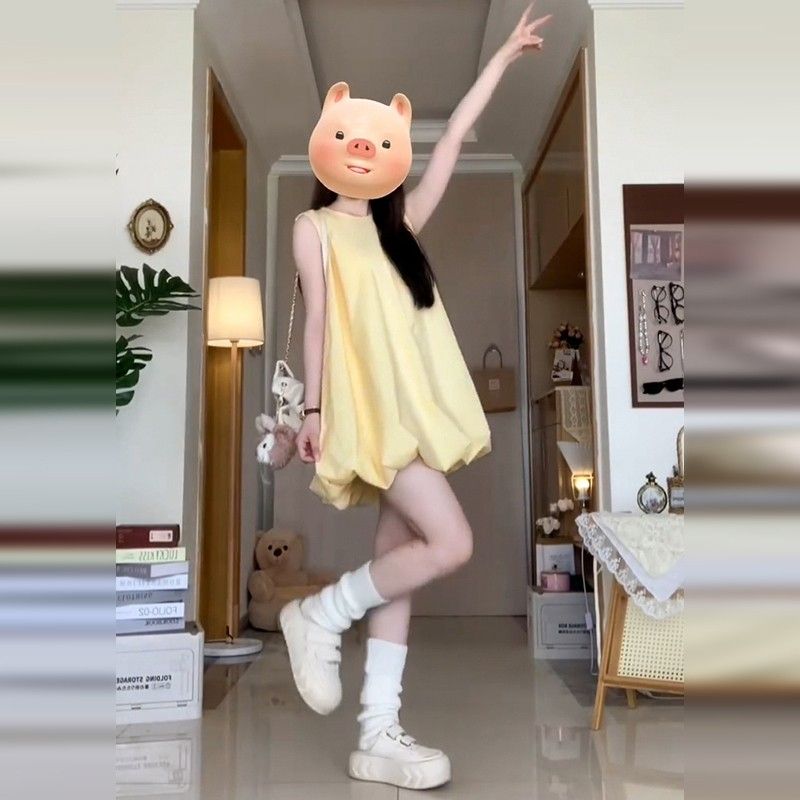 法式甜美純色褶皺設計感無袖背心連衣裙女2025夏寬鬆顯瘦花苞短裙