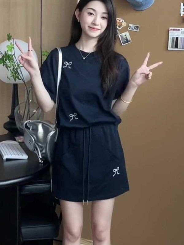 夏季時尚休閒寬鬆圓領短袖T恤上衣+顯瘦a字半身裙兩件套裝女