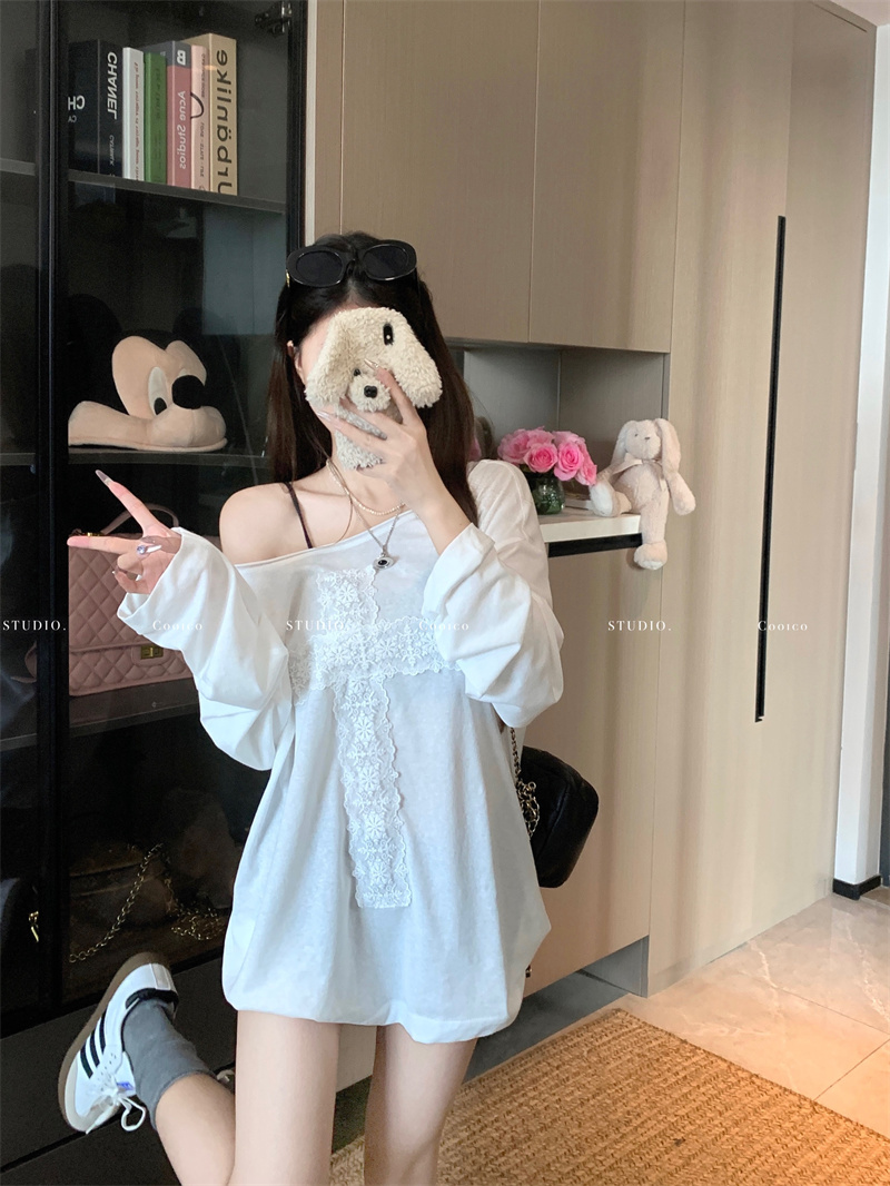 Real photo of a micro-transparent lace T-shirt for women, loose and slim long-sleeved inner bottom shirt top