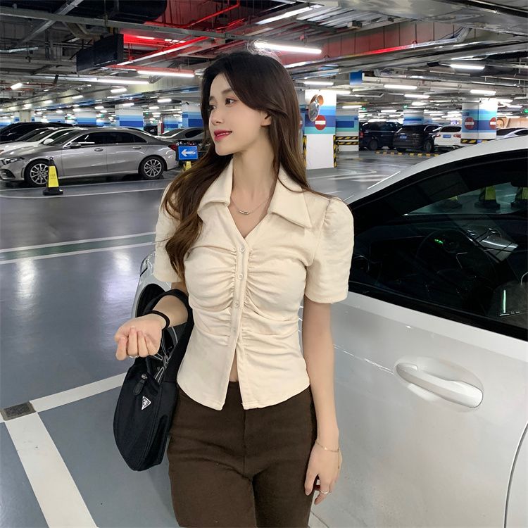 Large size slightly fat mm sweet and cool hot girl polo neck short-sleeved T-shirt for women design, feminine slimming and wrinkled short top