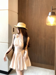 Real-shot ~ French-style off-shoulder dress for women, new chiffon design with elegant pleats, short skirt featuring a fitted waistline