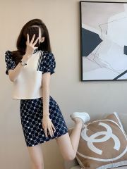 Elegant and Youthful Sheath Dress Set for Women - Summer New Arrival Loose and Slimming Top with High-Waisted Skirt - Two-Piece Set