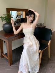 2025 summer new French gentle style jacquard suspender dress for women super fairy temperament design strapless long skirt