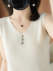 Relaxed Ice Silk Knit Tank Top for Women, Underwear Base Layer, Upgrade Style, Trendy and Stylish, Backless, Sleeveless, Outerwear, Hides Flab