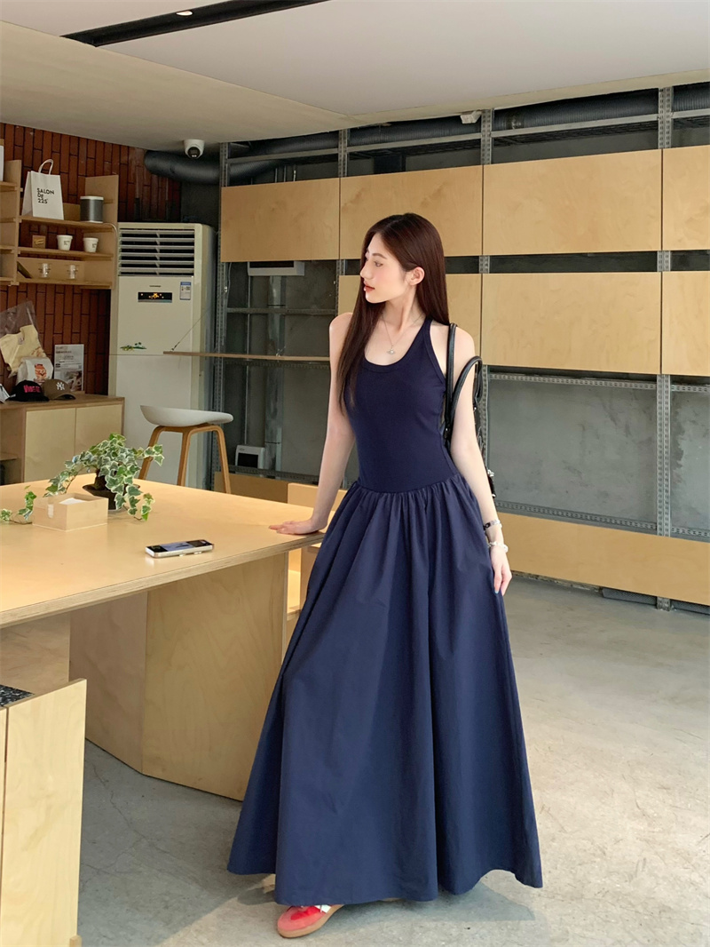 Real shot of summer suspender slim waist-length long dress for women