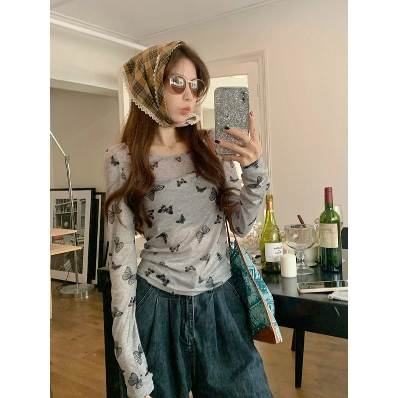 天絲羊絨  辣妹灰色蝴蝶印花T恤女春秋薄款修身打底衫短款上衣