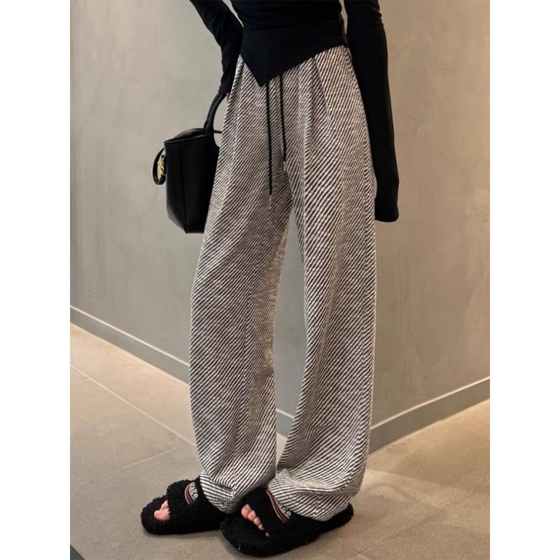 2025 new style draped loose bf lazy black and white oblique striped casual straight sports pants summer