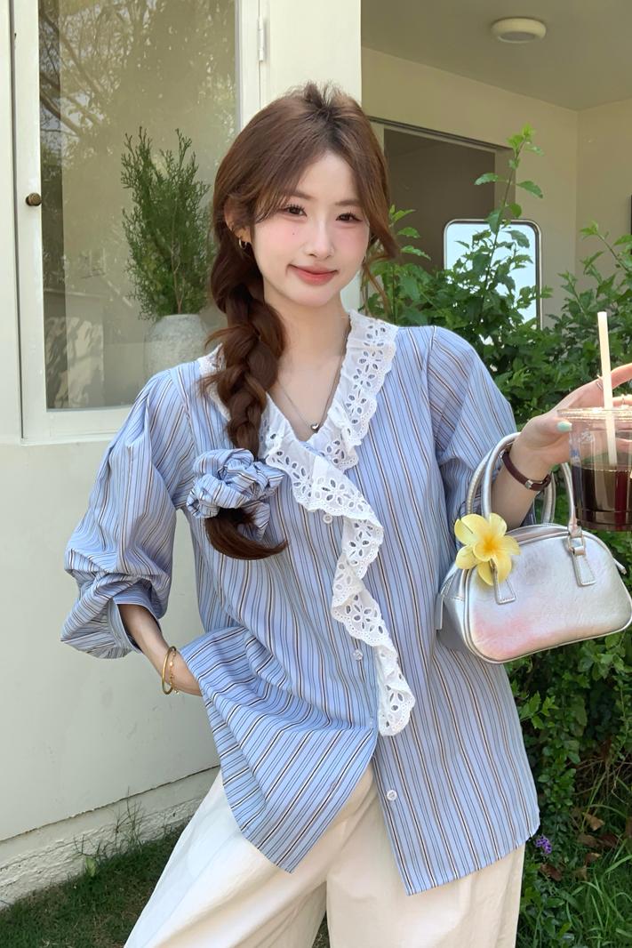 實拍  海鹽氧氣韓版chic慵懶條紋拼接花邊襯衫女別致長袖上衣ins
