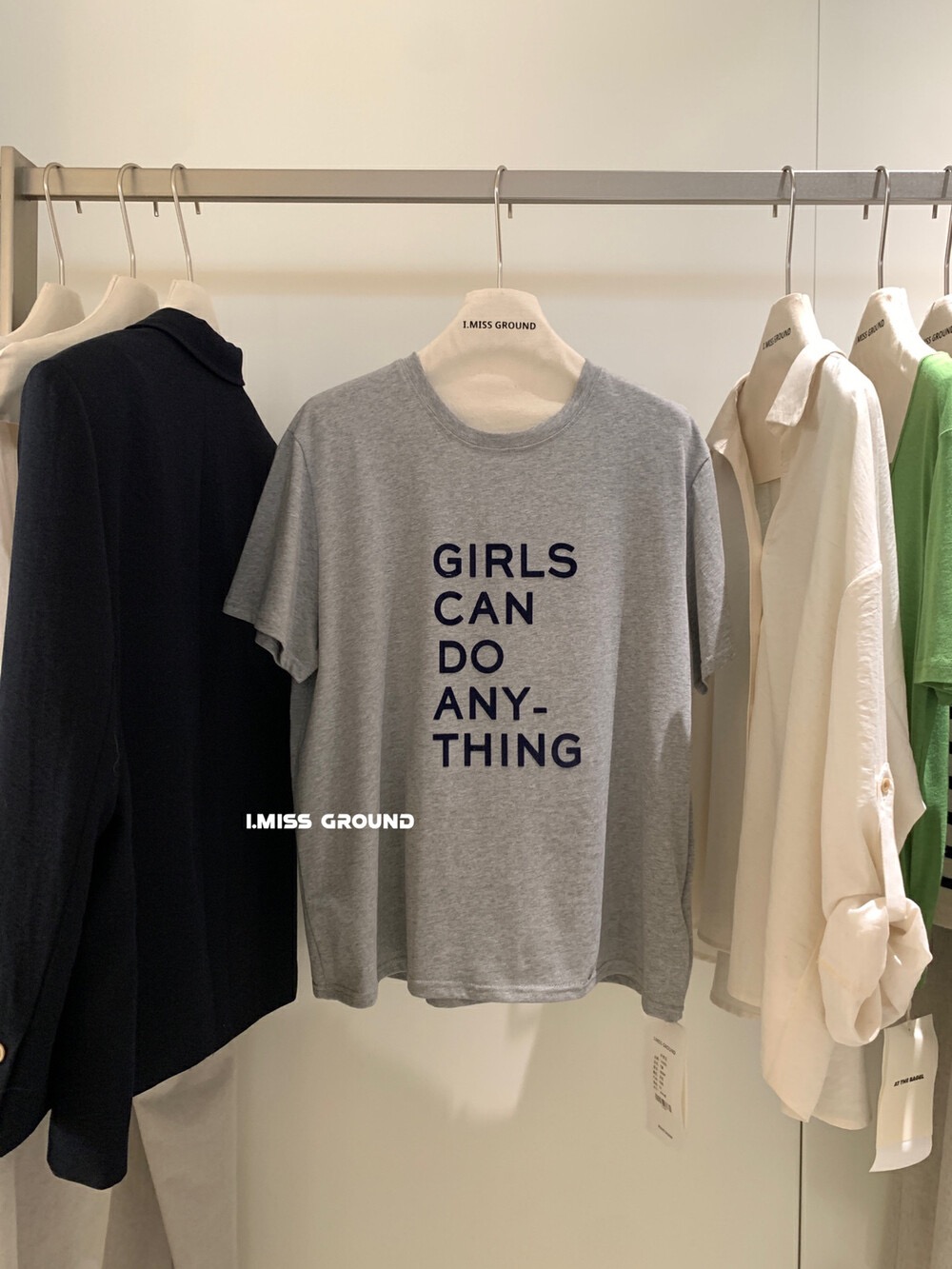 200g combed and tight spun in 2025, pure cotton back bag strip, spring and summer loose shoulder printed short-sleeved T-shirt