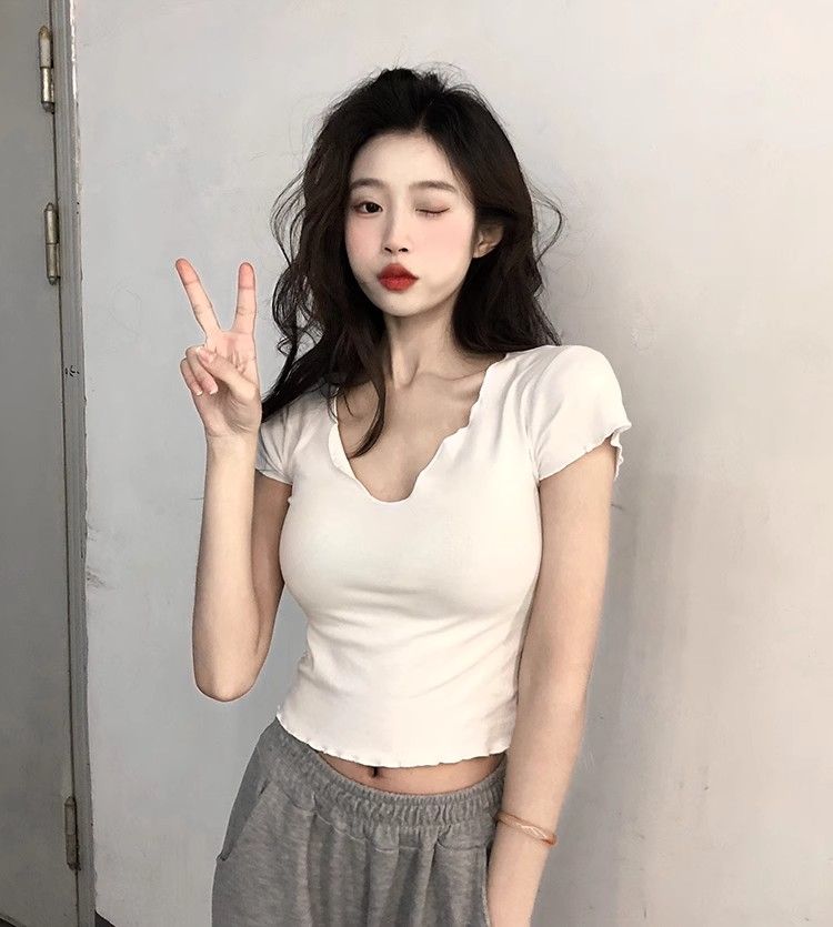 天貓質量純欲風露肩打底衫女夏季韓版2025新款修身短袖上衣