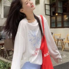 Spring and summer design sense chic Korean flower print long-sleeved sunscreen T-shirt hood