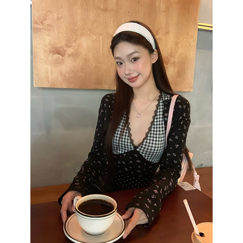 Spring jacket for women 2025 new spring outfit this year's popular short black versatile floral top
