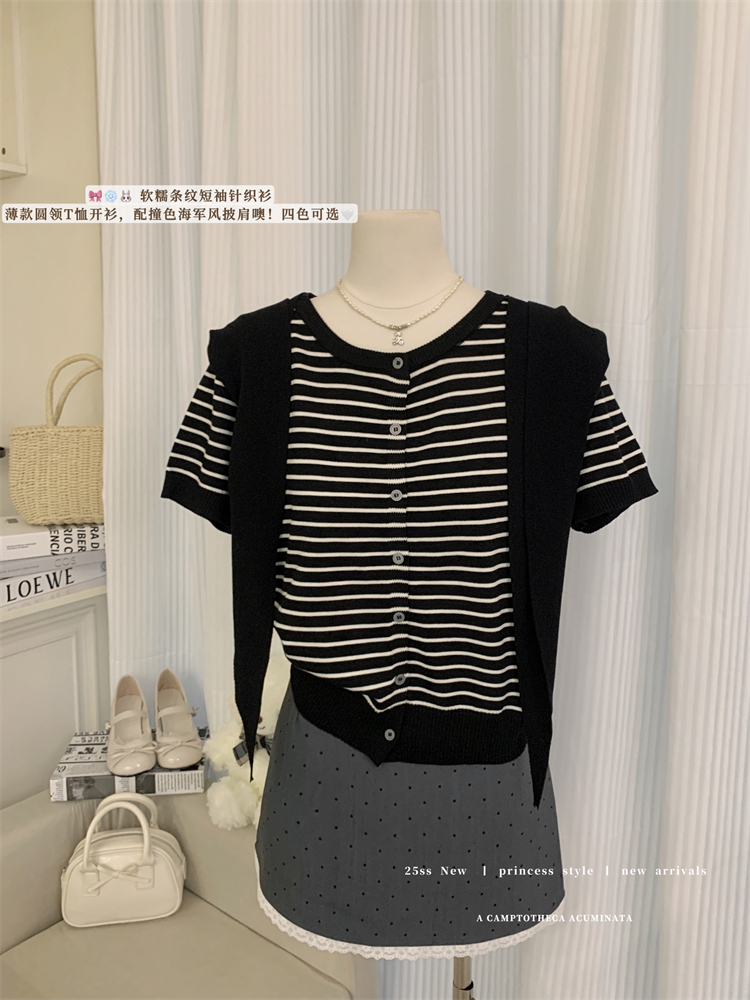 Real shot of 2025 summer new design striped short-sleeved sweater casual hooded shawl women's suit