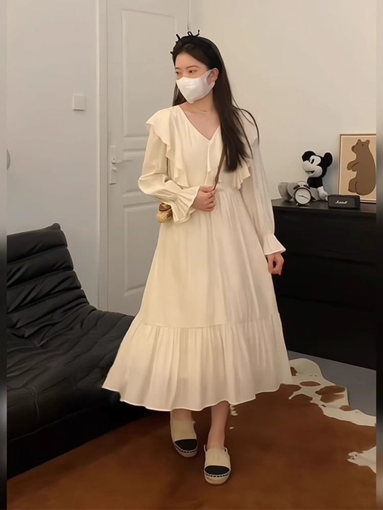 法式白色荷葉邊連衣裙秋裝女款2025年新款小個子高端精緻絕美長裙