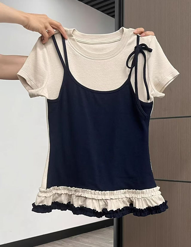 Korean contrasting color fake two-piece round neck short-sleeved T-shirt for women in summer design sense wood ear chic top