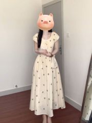 法式甜美方領系帶泡泡袖露肩連衣裙女夏季收腰顯瘦過膝長裙子