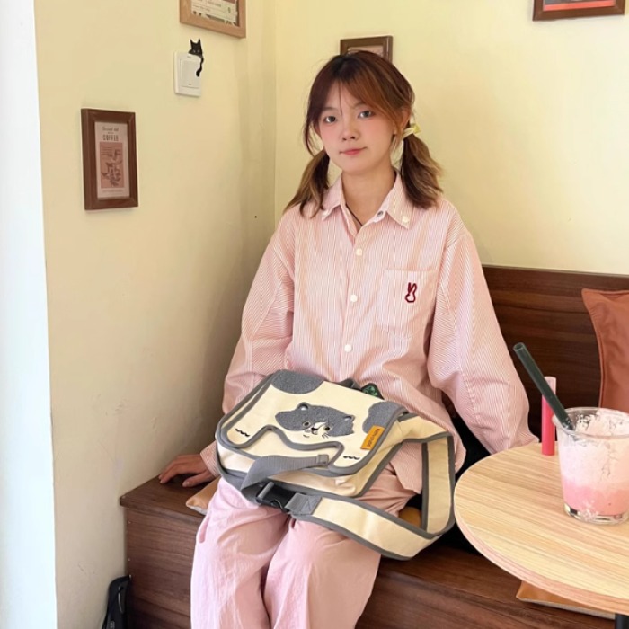 日系甜美兔子條紋長袖襯衫女春秋寬鬆法式設計感小眾休閒百搭上衣