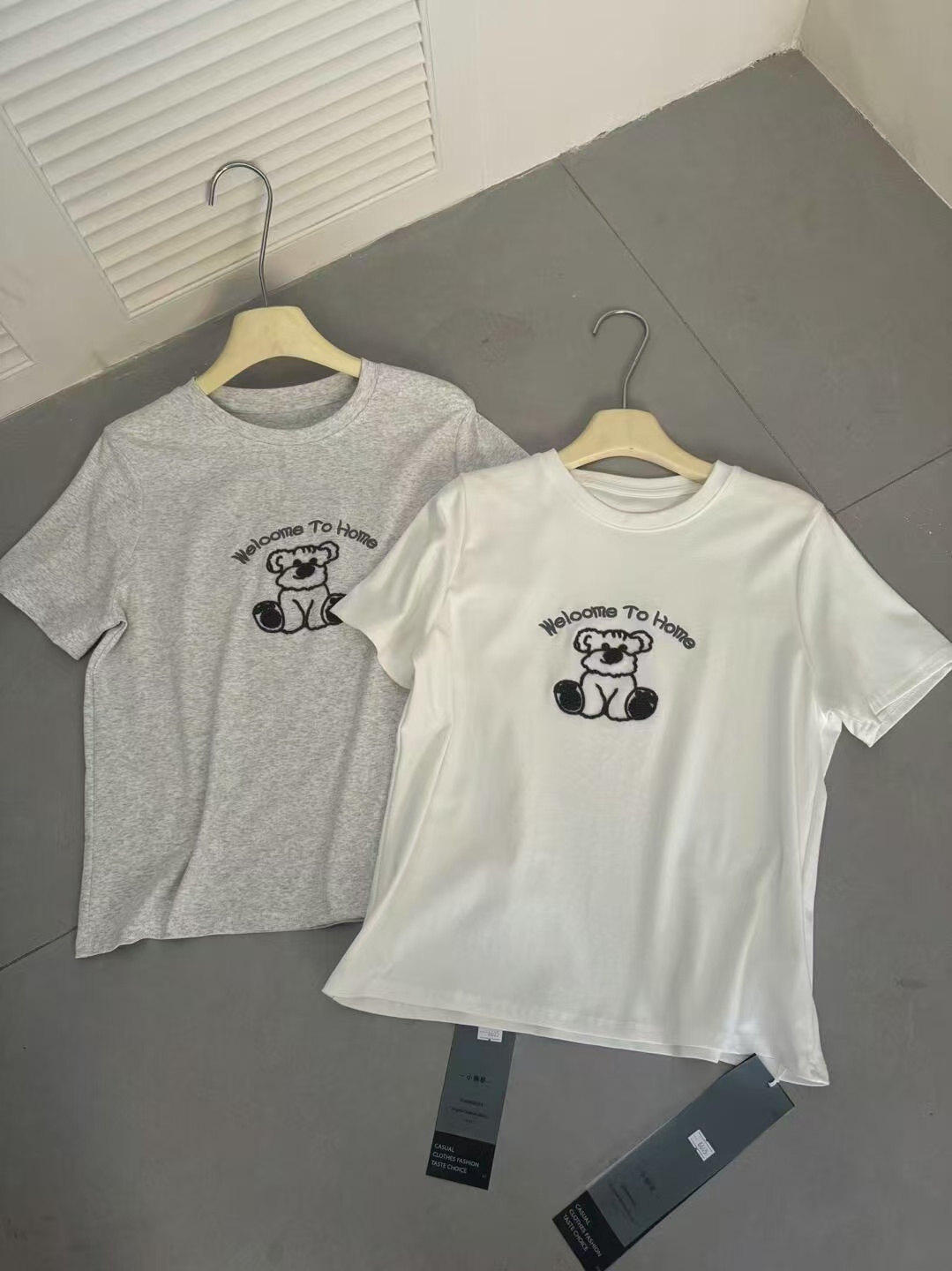 200g combed and tight spun in 2025, pure cotton back bag strip, spring and summer loose shoulder printed short-sleeved T-shirt