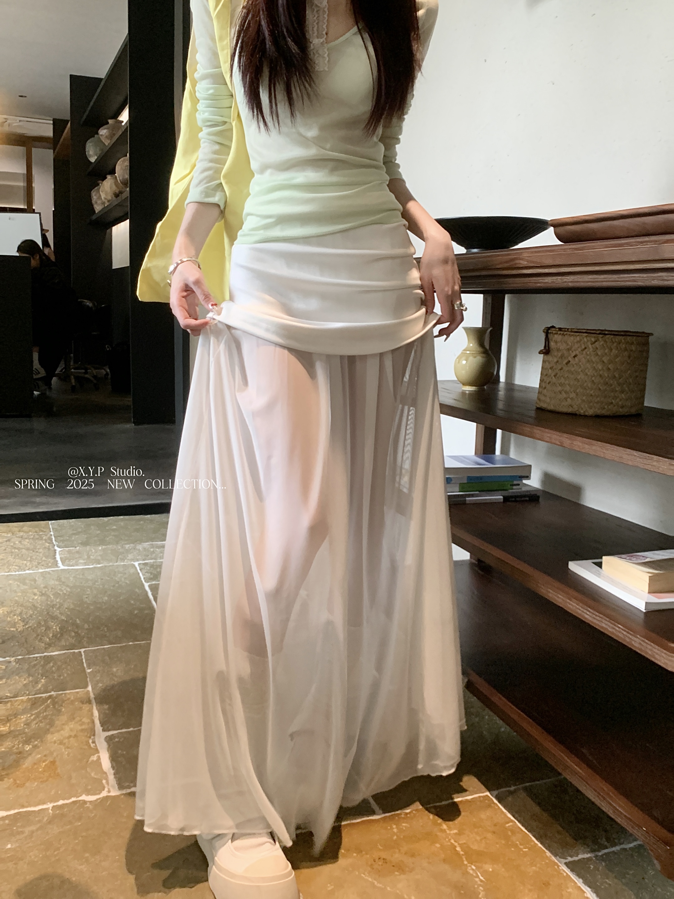 Real shot of gentle style splicing high-waisted hip skirt mid-length skirt + long-sleeved mint green breast wrap two-piece top