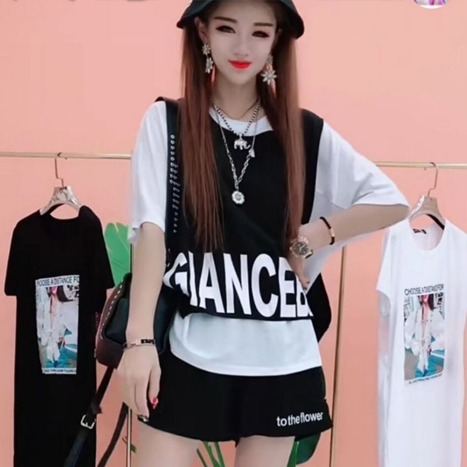 Korean version of large size fat mm internet celebrity fashion casual suit for women summer fashionable loose shorts three-piece set
