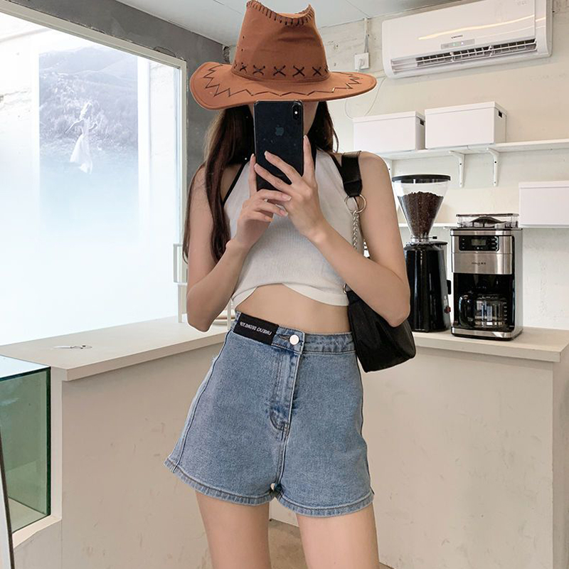 High-waist denim shorts for women in summer Korean style 2025 new slim fit slim hip hot pants ins trendy internet celebrity