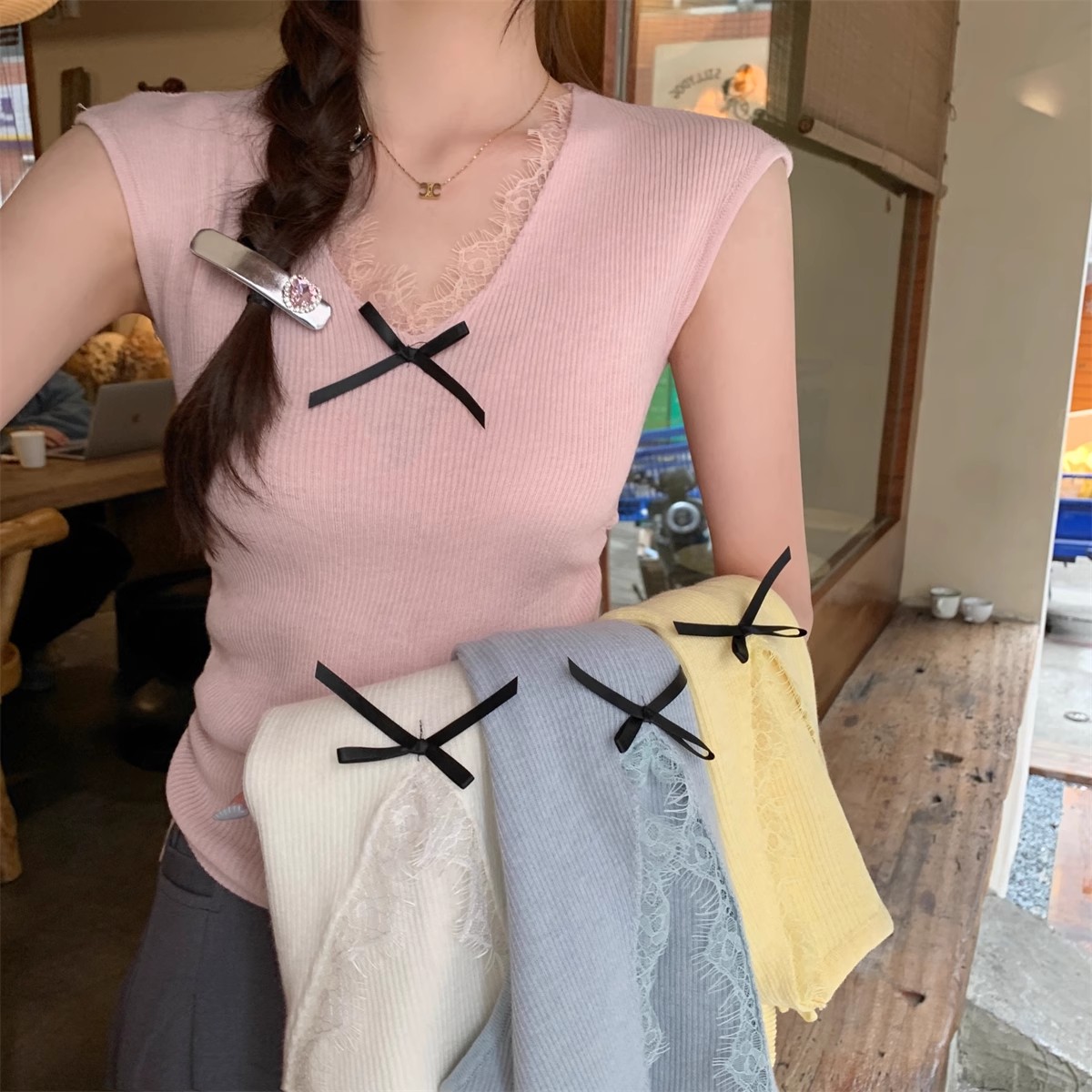 Summer Korean version of V-neck lace bow drawstring design sweet sweater temperament slim short-sleeved top
