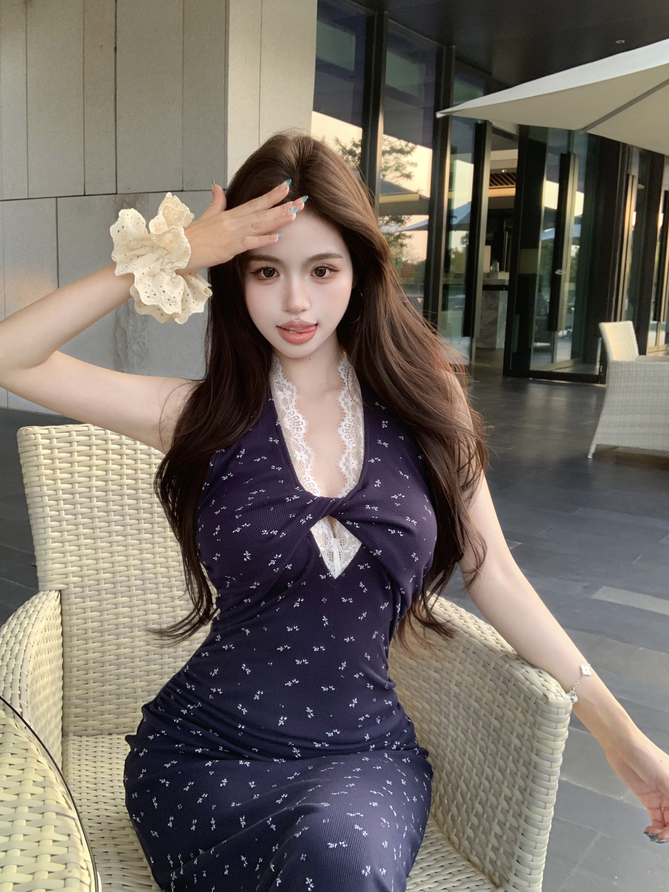 Real shot!  Summer French floral waist-hate long skirt for women with spliced ​​lace temperament design dress