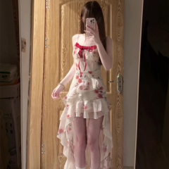 法式設計感系帶暈染碎花吊帶連衣裙女夏不規則下擺蕾絲花邊顯瘦裙