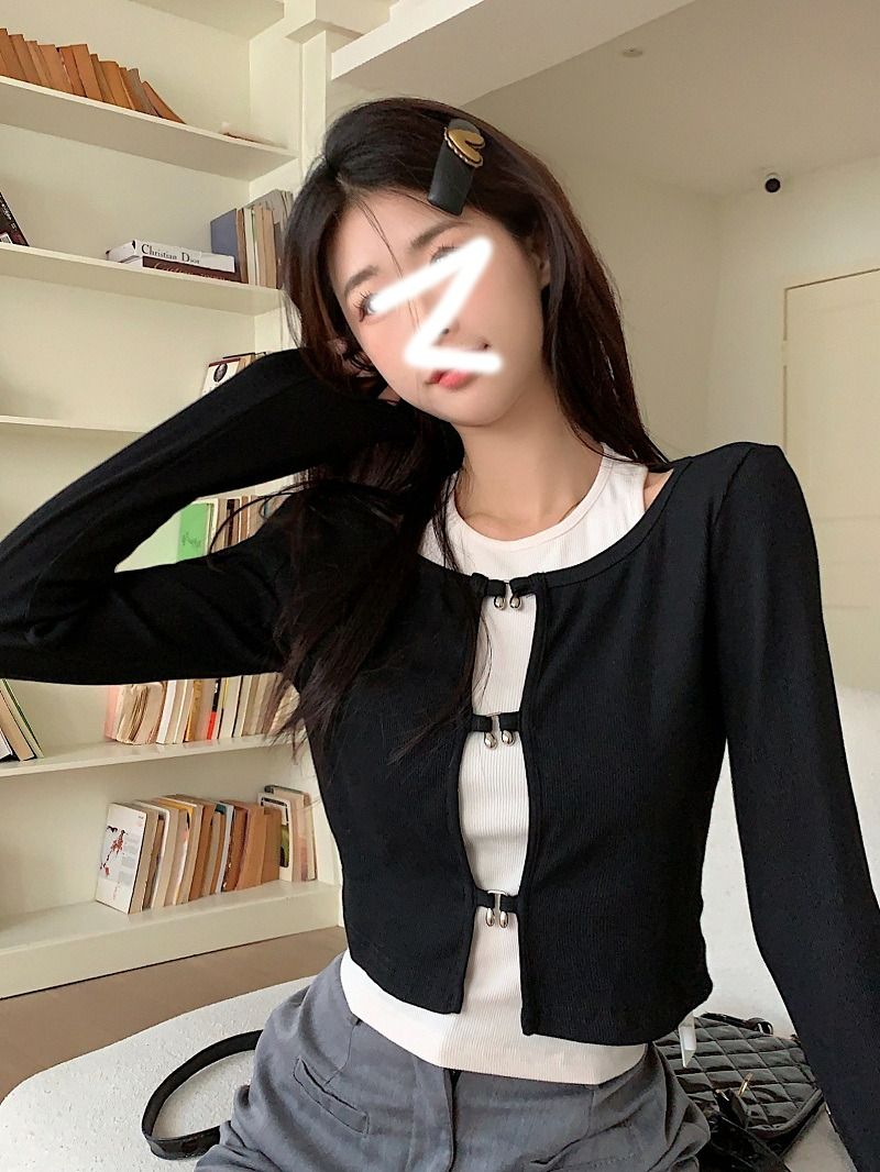 Hollow-out off-shoulder long-sleeved T-shirt women's early autumn chic halterneck two-piece set short stylish top