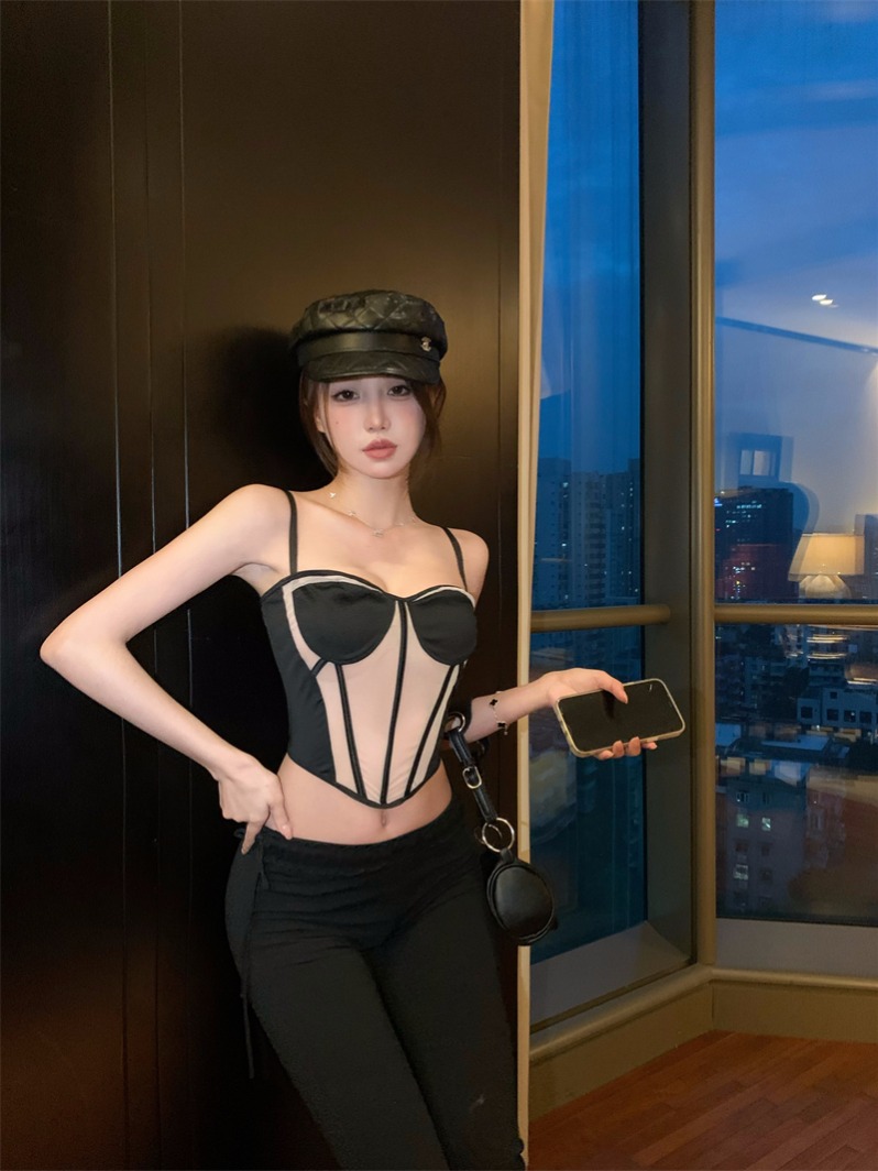 Real shot~ mesh splicing sexy and transparent fish bone hot girl with backless slings contrasting color tight-fitting breast top