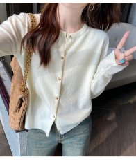 Gray knitted cardigan for women in spring and autumn 2025 new style exterior high-end sweater jacket early autumn thin long-sleeved top